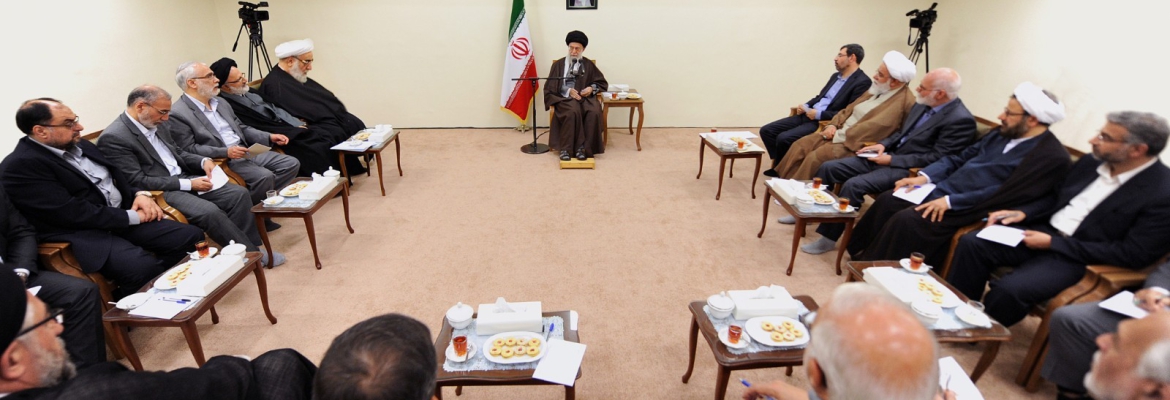 دیدار اعضای شورای عالی مرکز الگوی اسلامی ایرانی پیشرفت با رهبر معظم انقلاب